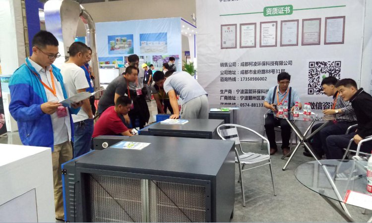 我公司產(chǎn)品參加重慶酒店用品展備受關(guān)注！